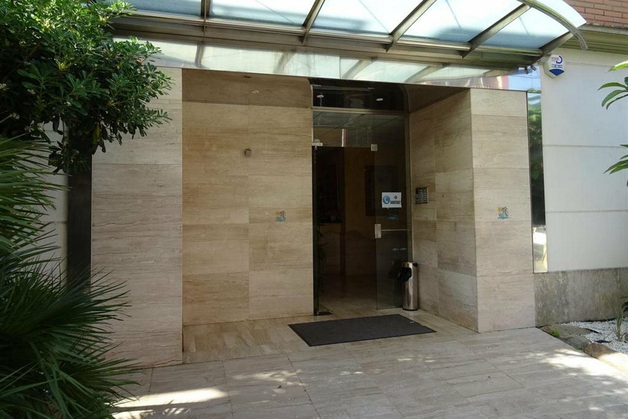 Apartamentos Selvapark Lloret de Mar Exteriör bild
