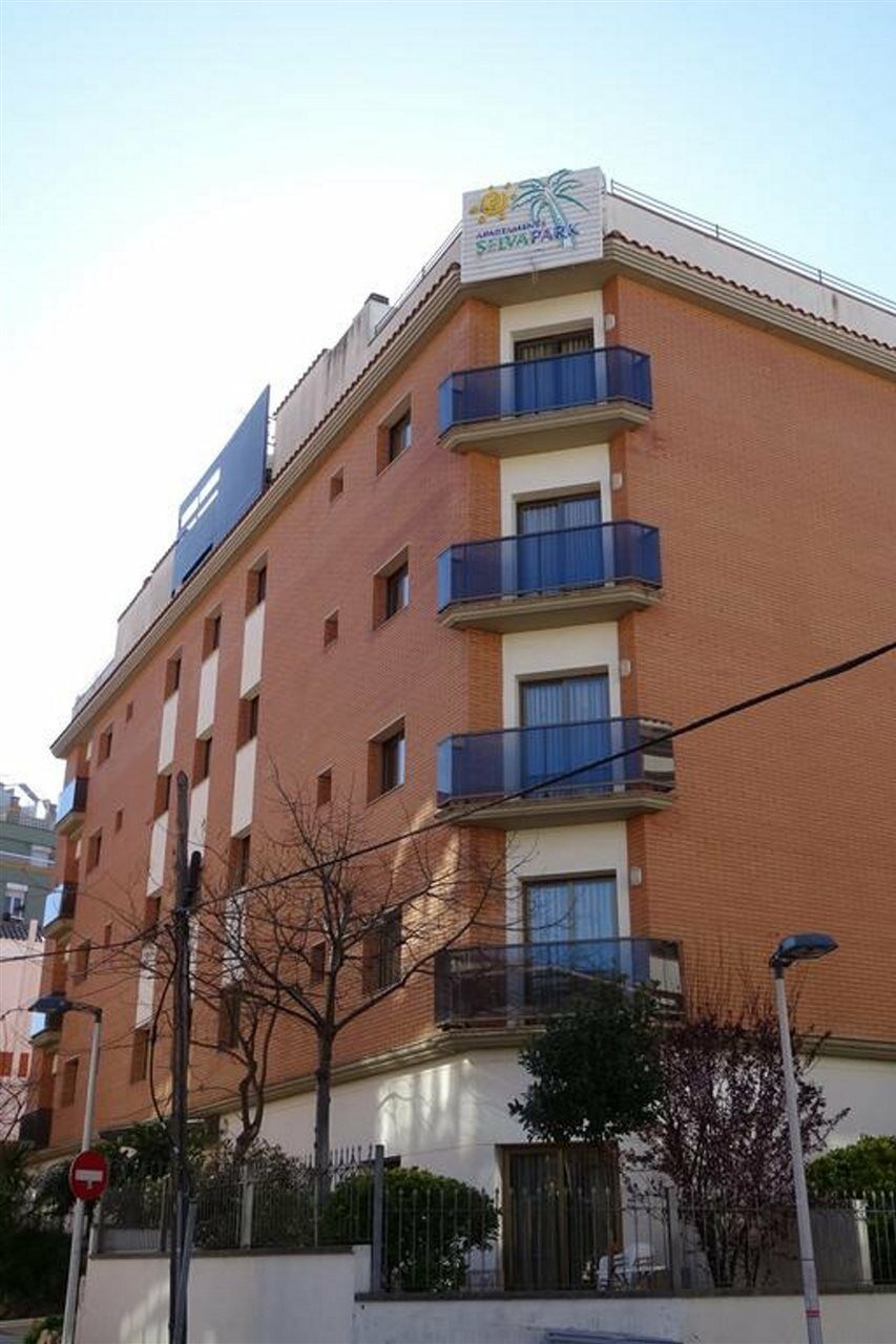 Apartamentos Selvapark Lloret de Mar Exteriör bild