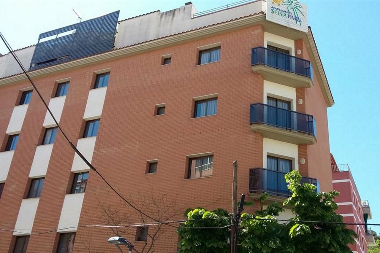 Apartamentos Selvapark Lloret de Mar Exteriör bild